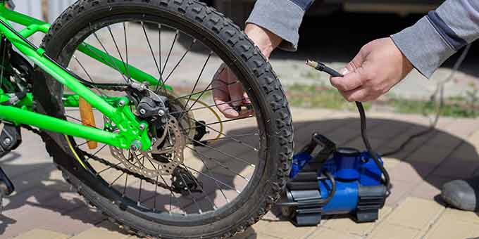 Can I Use an Air Compressor on Bike Tires